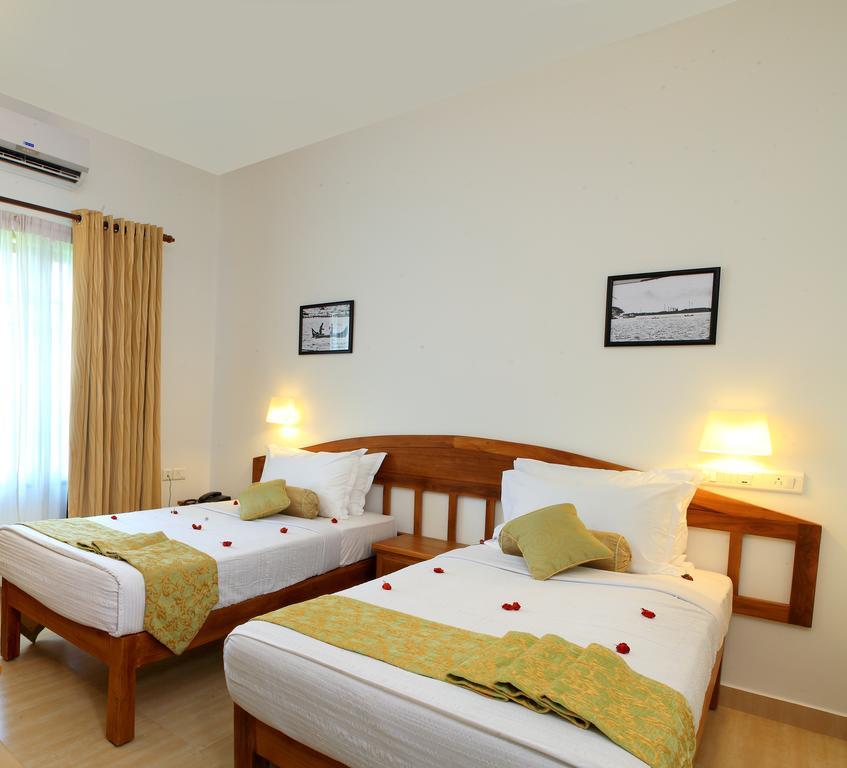 Hotel Abad Pepper Route Kochi Exterior foto